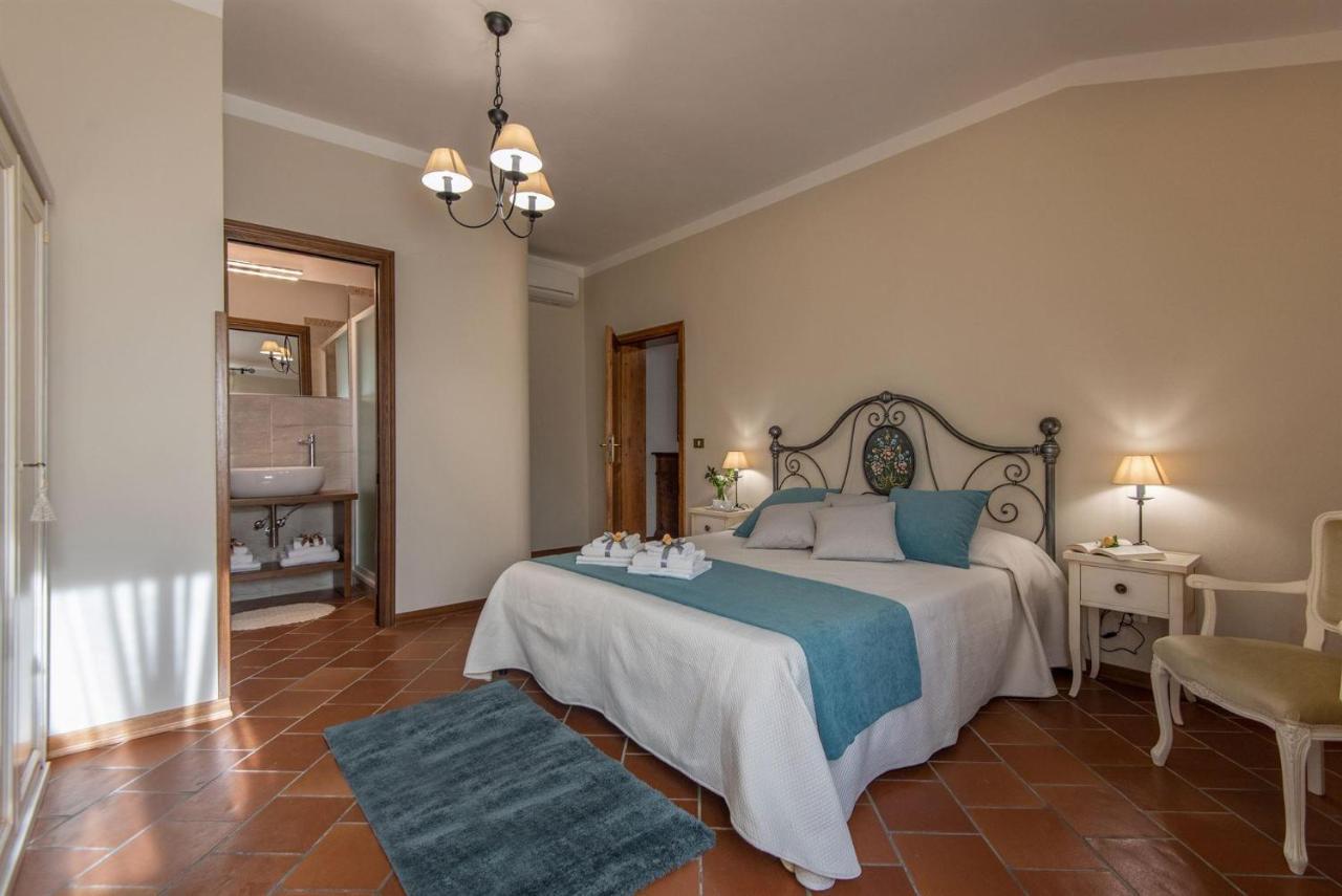 צ'יביטלה אין ואל די קיאנה Villa Il Sole מראה חיצוני תמונה