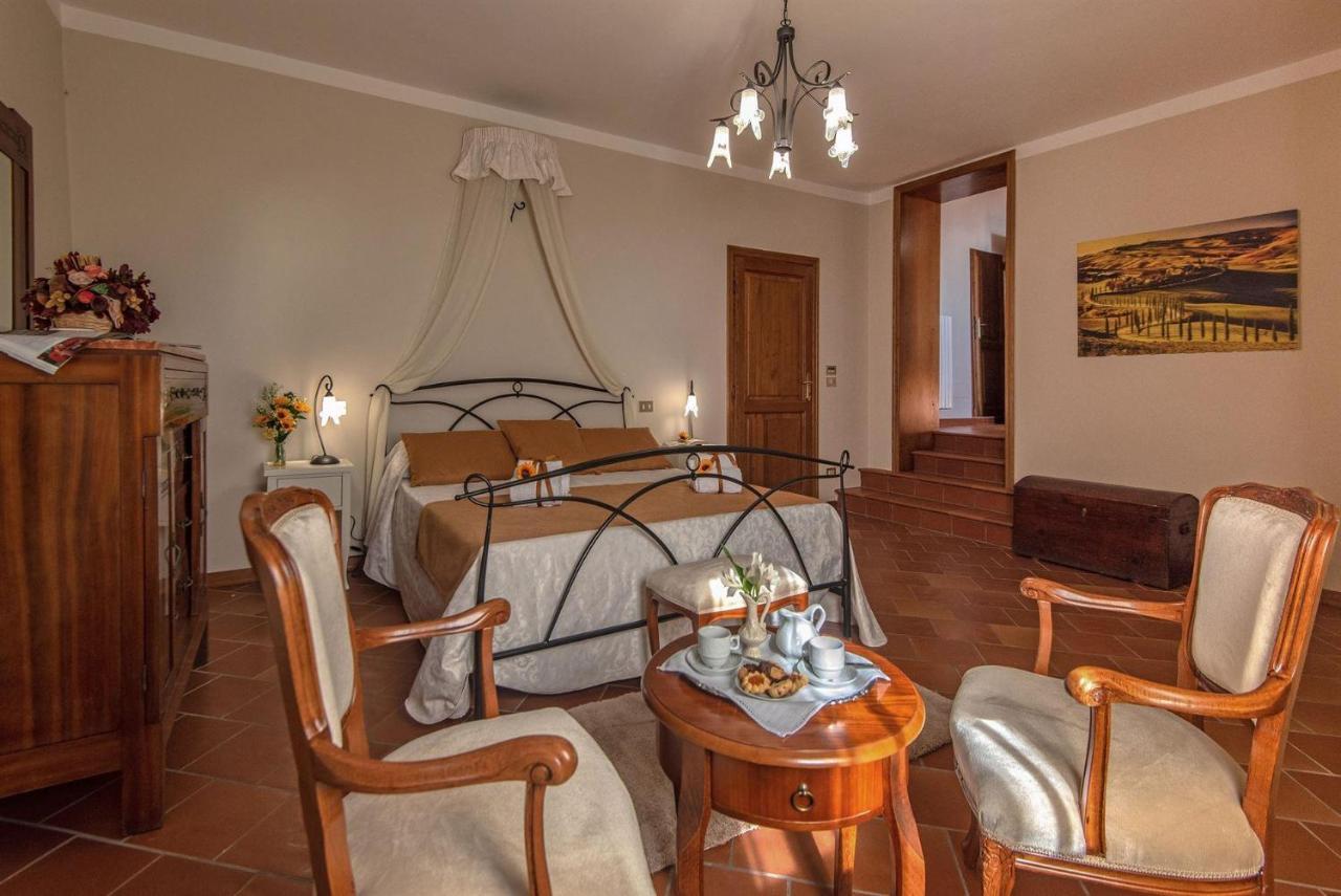 צ'יביטלה אין ואל די קיאנה Villa Il Sole מראה חיצוני תמונה